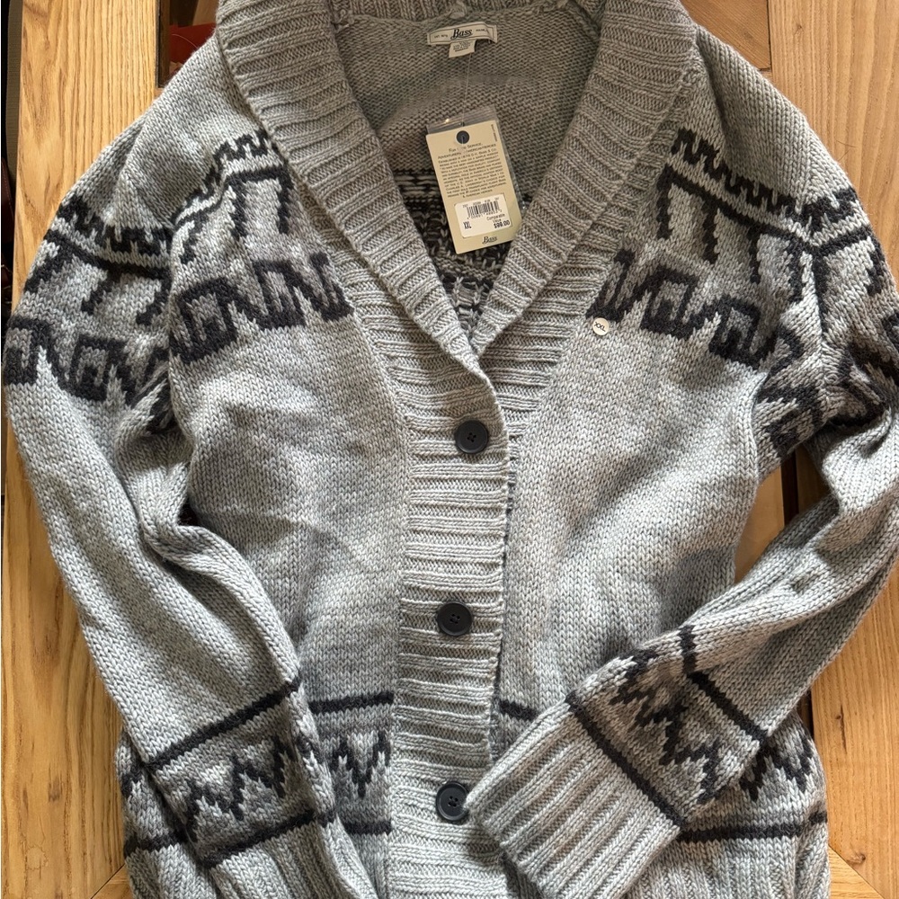 Bass Gray Knit Sweater with Black Accents